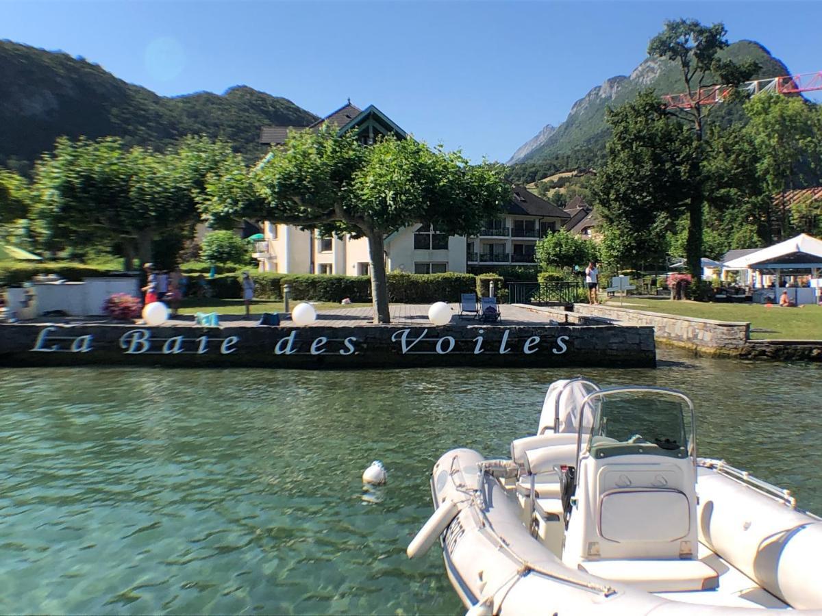 Au Bord Du Lac D'Annecy, Logement Type Loft, Dans Residence Avec Plage Et Ponton Privee 杜约特 外观 照片
