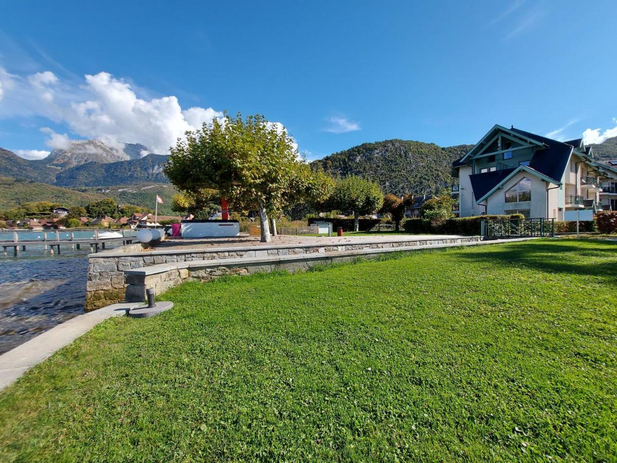 Au Bord Du Lac D'Annecy, Logement Type Loft, Dans Residence Avec Plage Et Ponton Privee 杜约特 外观 照片